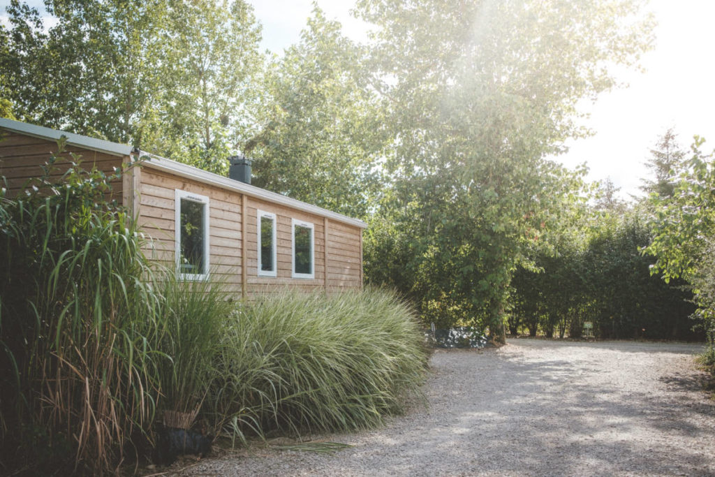 Mobil home chalet tout confort chauffé emplacement très grand vacances nature grand espace camping séjour ferme pédagogique de prunay val de loire chateaux de la loire