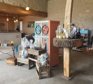 boutique epicerie superette magasin camping 4 etoiles france chambord